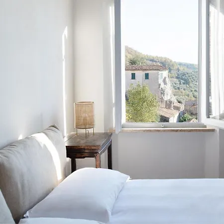 La Pietra 3*
