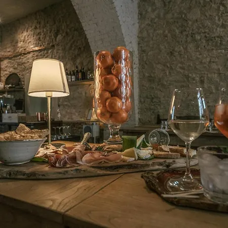 La Pietra Roccalbegna