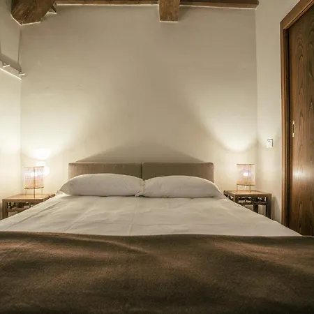 La Pietra Hotel