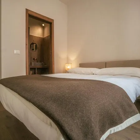 La Pietra